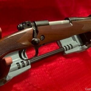 Winchester Model 70 Super Grade 7mm Rem